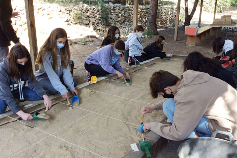 Escola Solc de Barcelona - Projectes de ciències socials - 2n ESO