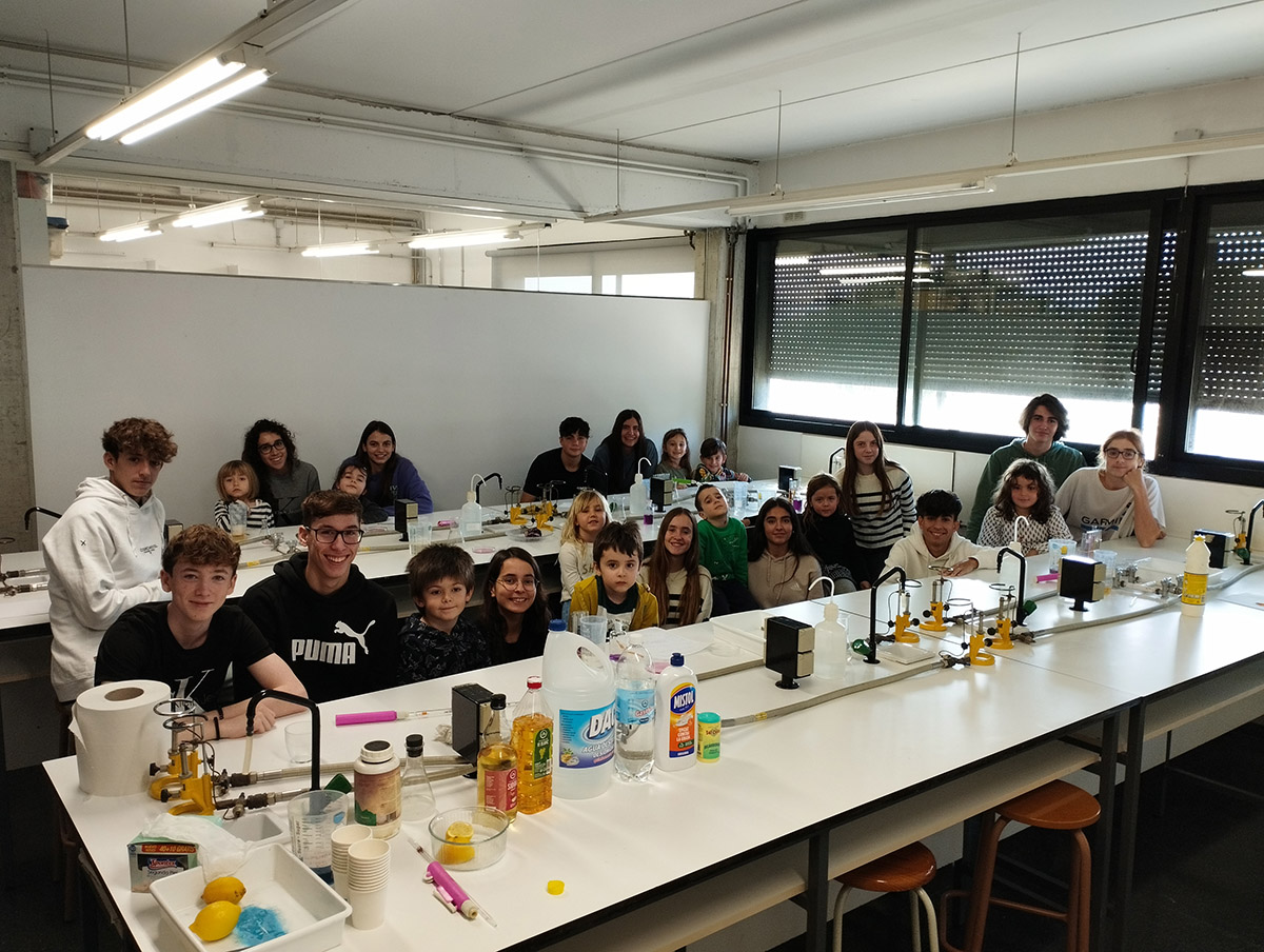 Escola Solc de Barcelona - Laboratori de química