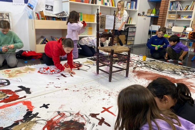 Escola Solc Barcelona - 100 anys de Tàpies
