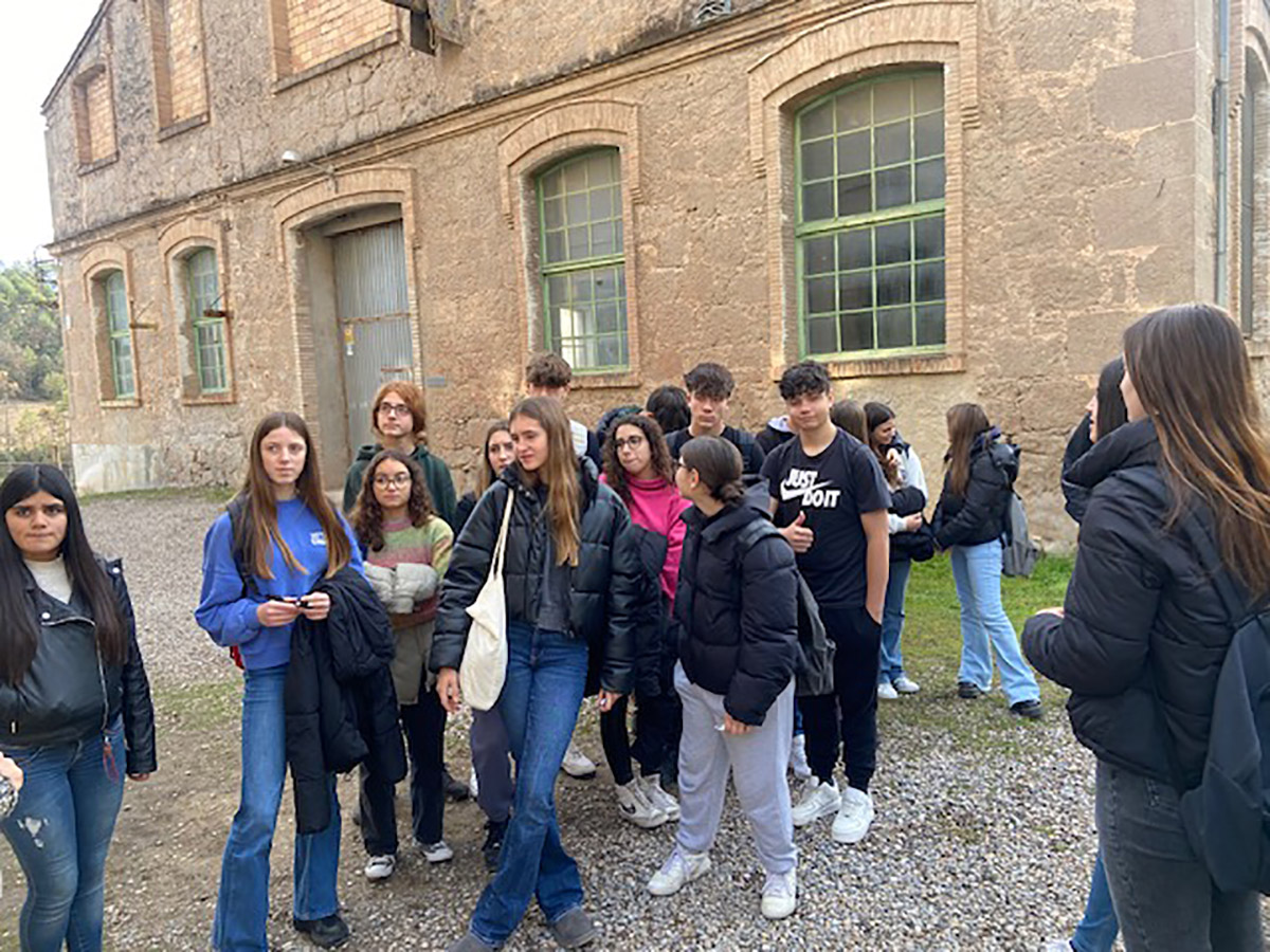 Escola Solc de Barcelona - Visita a l'antiga colònia industrial de la família Vidal