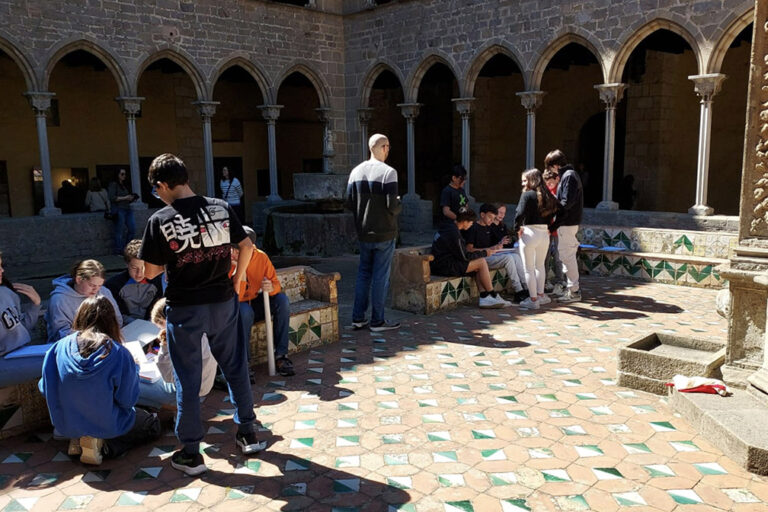 Escola Solc de Barcelona - Sortida al Monestir de Pedralbes