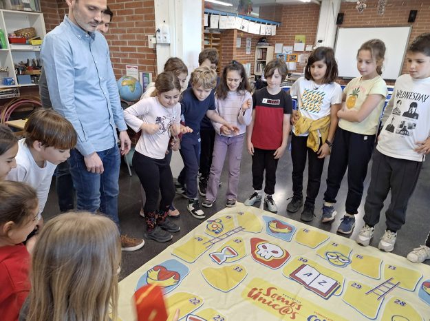 Escola Solc de Barcelona – Taller sobre el bullying Escola Solc de Barcelona - Taller sobre el bullying