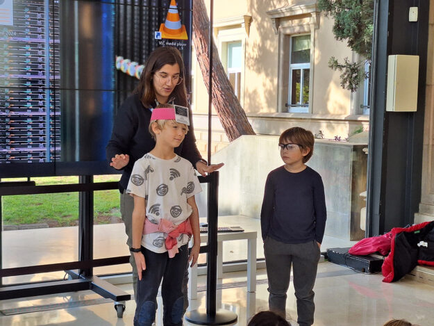 Escola Solc de Barcelona – Visita al Supercomputador MareNostrum Escola Solc de Barcelona - Visita al Supercomputador MareNostrum
