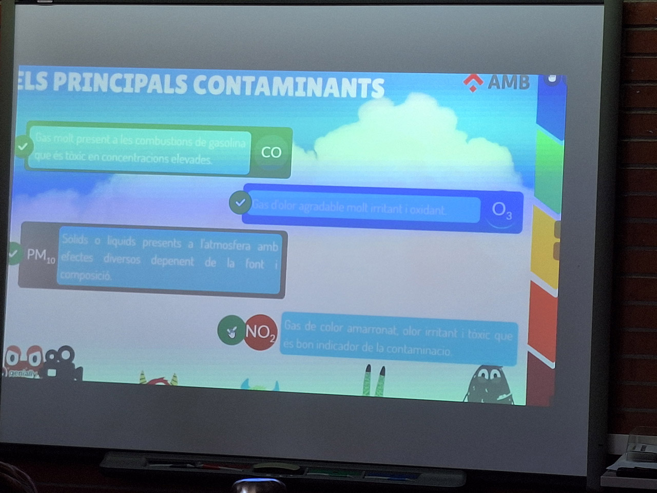 Escola Solc de Barcelona - Els vigilants de l’aire
