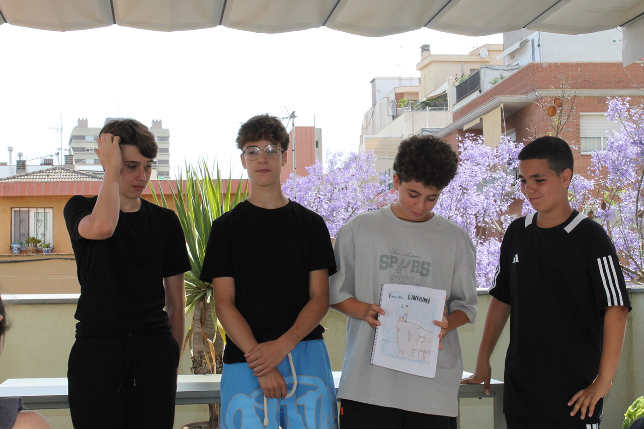 Escola Solc de Barcelona - Presentació de llibres a la biblioteca