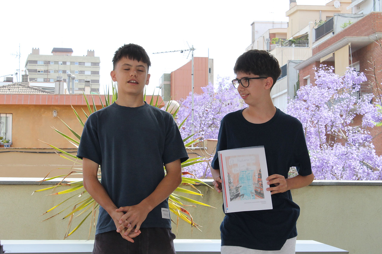 Escola Solc de Barcelona - Presentació de llibres a la biblioteca