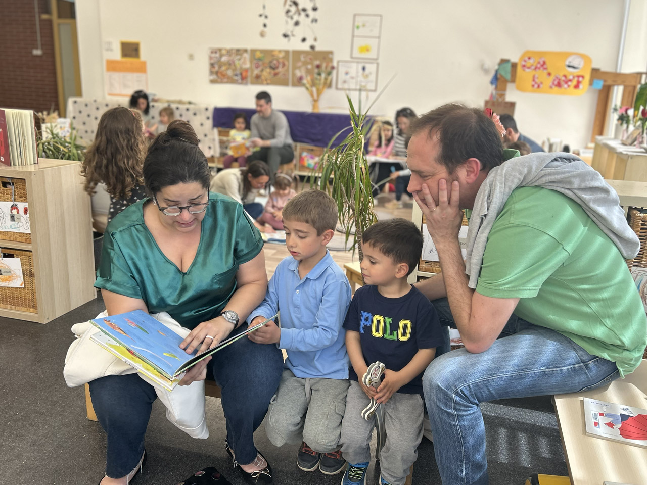 Celebrem Sant Jordi amb la lectura compartida