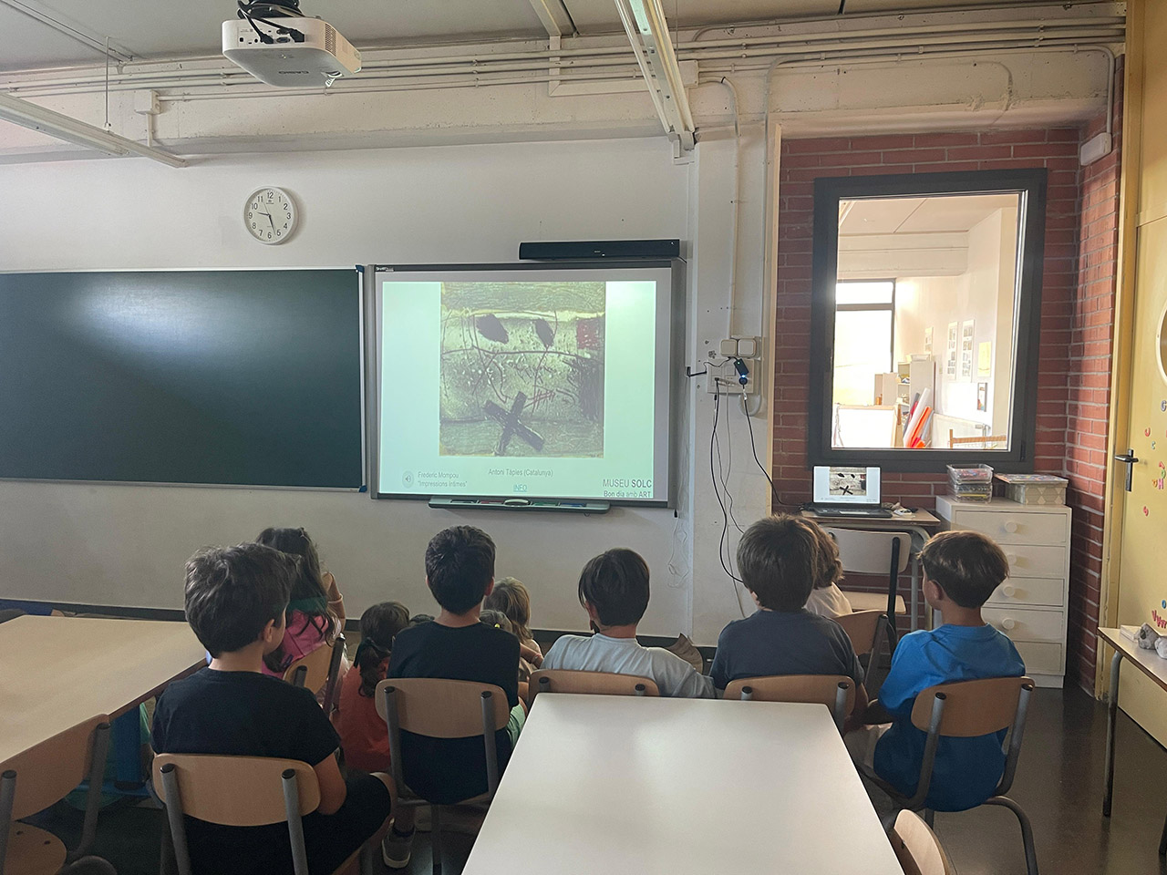 Escola Solc de Barcelona - Bon dia amb art