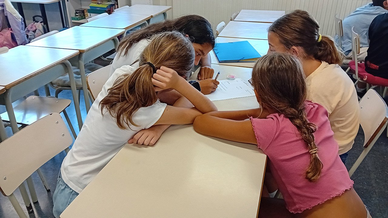 Escola Solc de Barcelona - Inici dels laboratoris de Cicle Superior