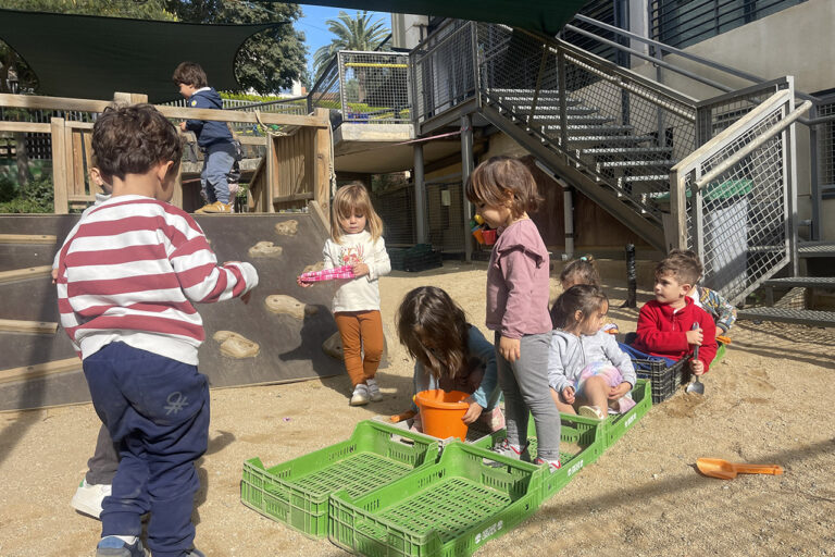 Escola Solc de Barcelona - Documentació
