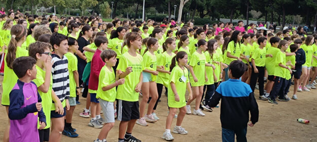 Escola Solc de Barcelona – Jocs cooperatius Escola Solc de Barcelona - Jocs cooperatius