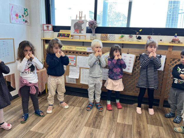 Escola Solc de Barcelona – L’anglès a l’etapa d’infantil Escola Solc de Barcelona - L'anglès a l'etapa d’infantil