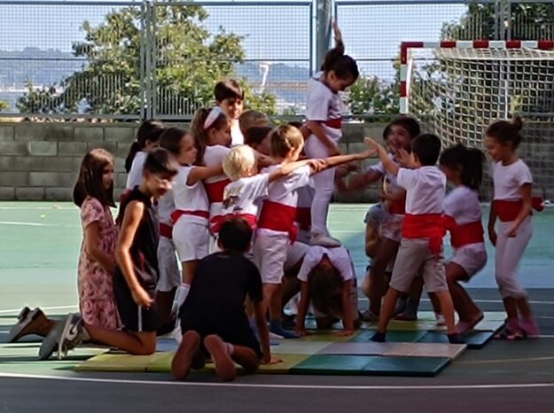 Escola Solc de Barcelona – Celebrem la Festa de la Mercè Escola Solc de Barcelona - Celebrem la Festa de la Mercè
