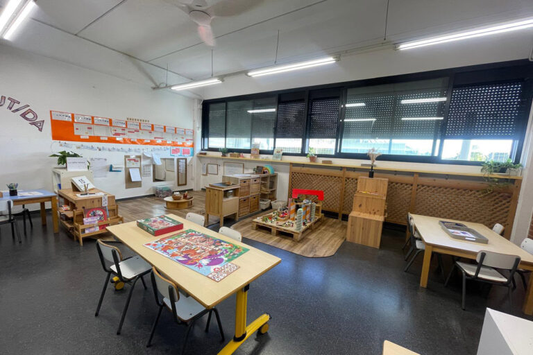 Escola Solc de Barcelona - Infantil, un equip, molts espais per créixer i aprendre